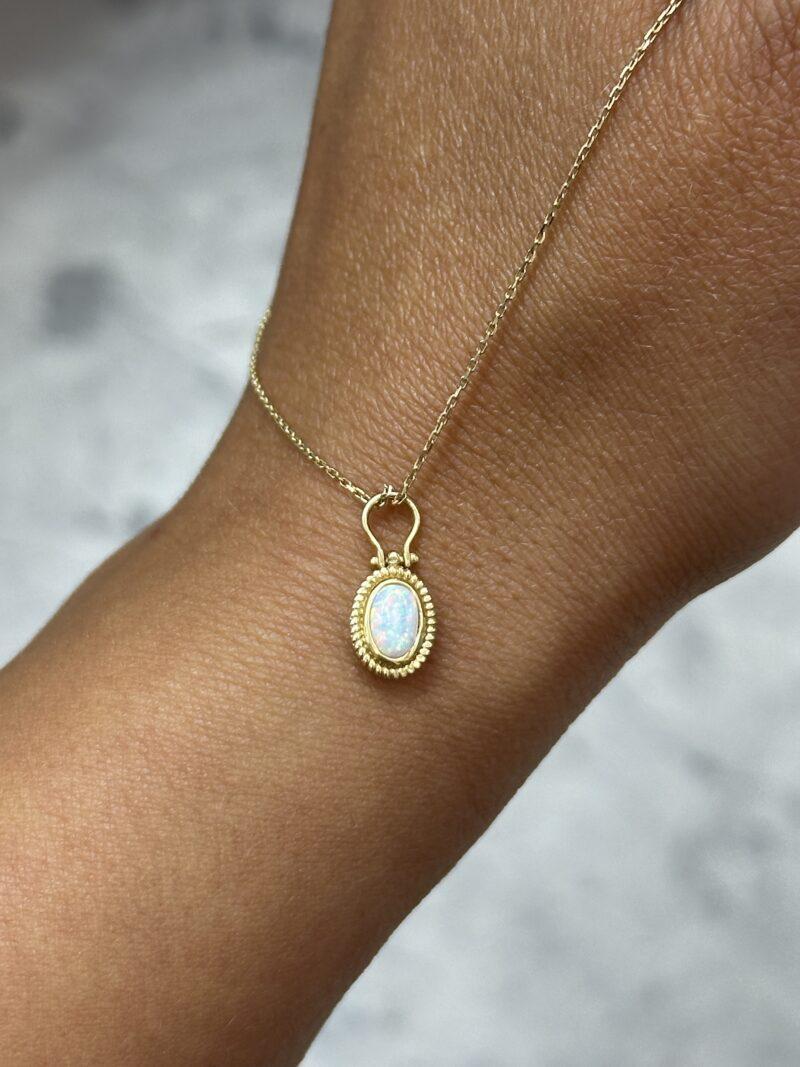 Ovaler Opalit -Kette mit Anhänger 585er Gold - Juwelier Di-EL