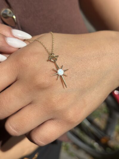 Polarstern Opalit Weiß - Kette mit Anhänger - 585er Gold - Juwelier Di-EL