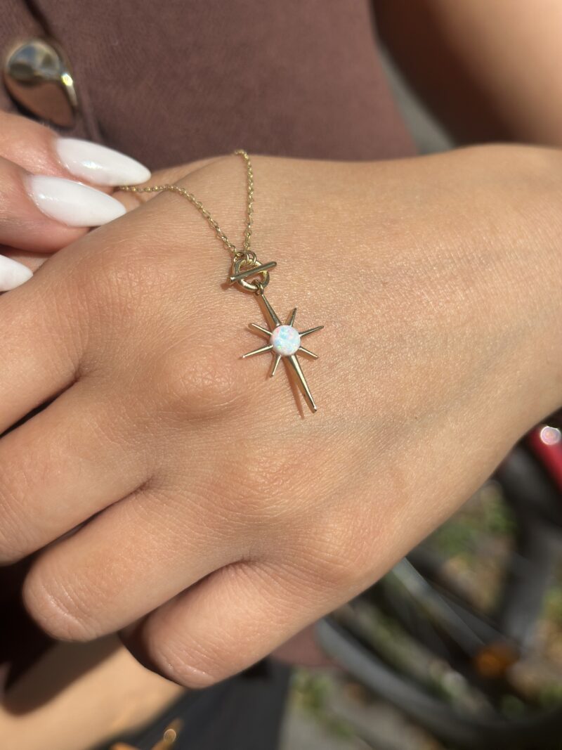 Polarstern Opalit Weiß - Kette mit Anhänger - 585er Gold - Juwelier Di-EL