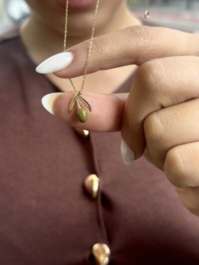 Olive d'Or grün- Kette mit Anhänger - 585er Gold - Juwelier Di-EL