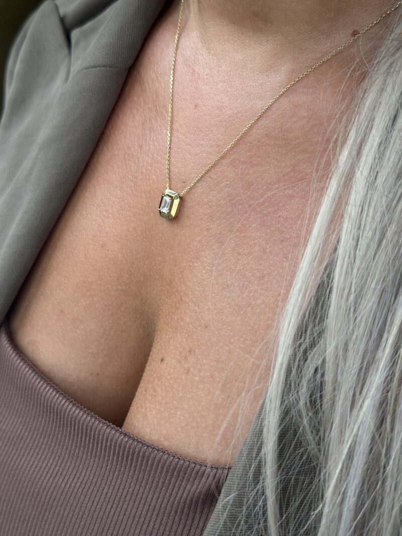Baguette Rahmen Poliert - Kette mit Anhänger - 585er Gold - Juwelier Di-EL – Bild 3