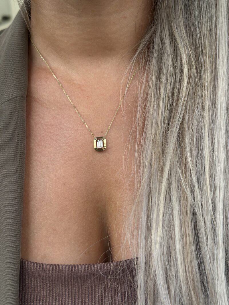Baguette Rahmen Poliert - Kette mit Anhänger - 585er Gold - Juwelier Di-EL – Bild 4