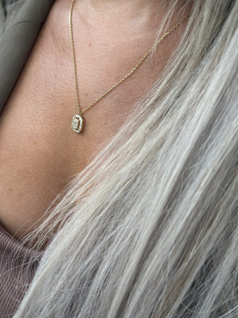 Baguette mit abgerundeten Ecken - Kette mit Anhänger - 585er Gold - Juwelier Di-EL – Bild 3