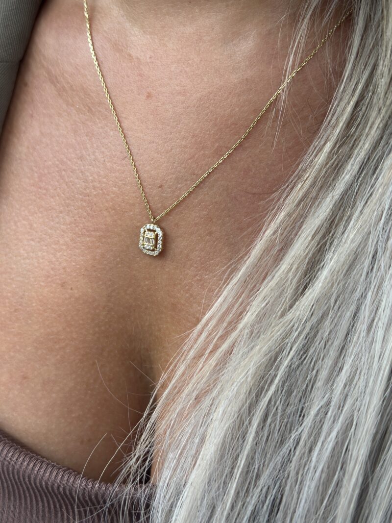Baguette mit abgerundeten Ecken - Kette mit Anhänger - 585er Gold - Juwelier Di-EL – Bild 4