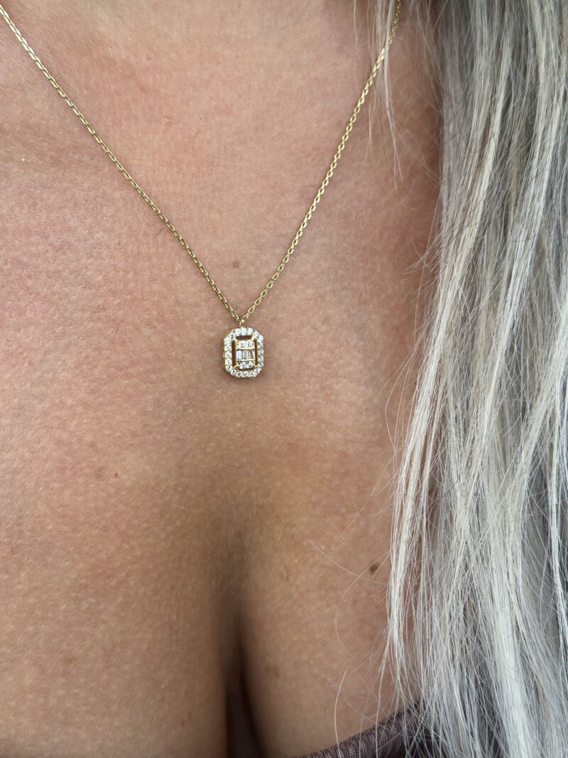 Baguette mit abgerundeten Ecken - Kette mit Anhänger - 585er Gold - Juwelier Di-EL – Bild 5