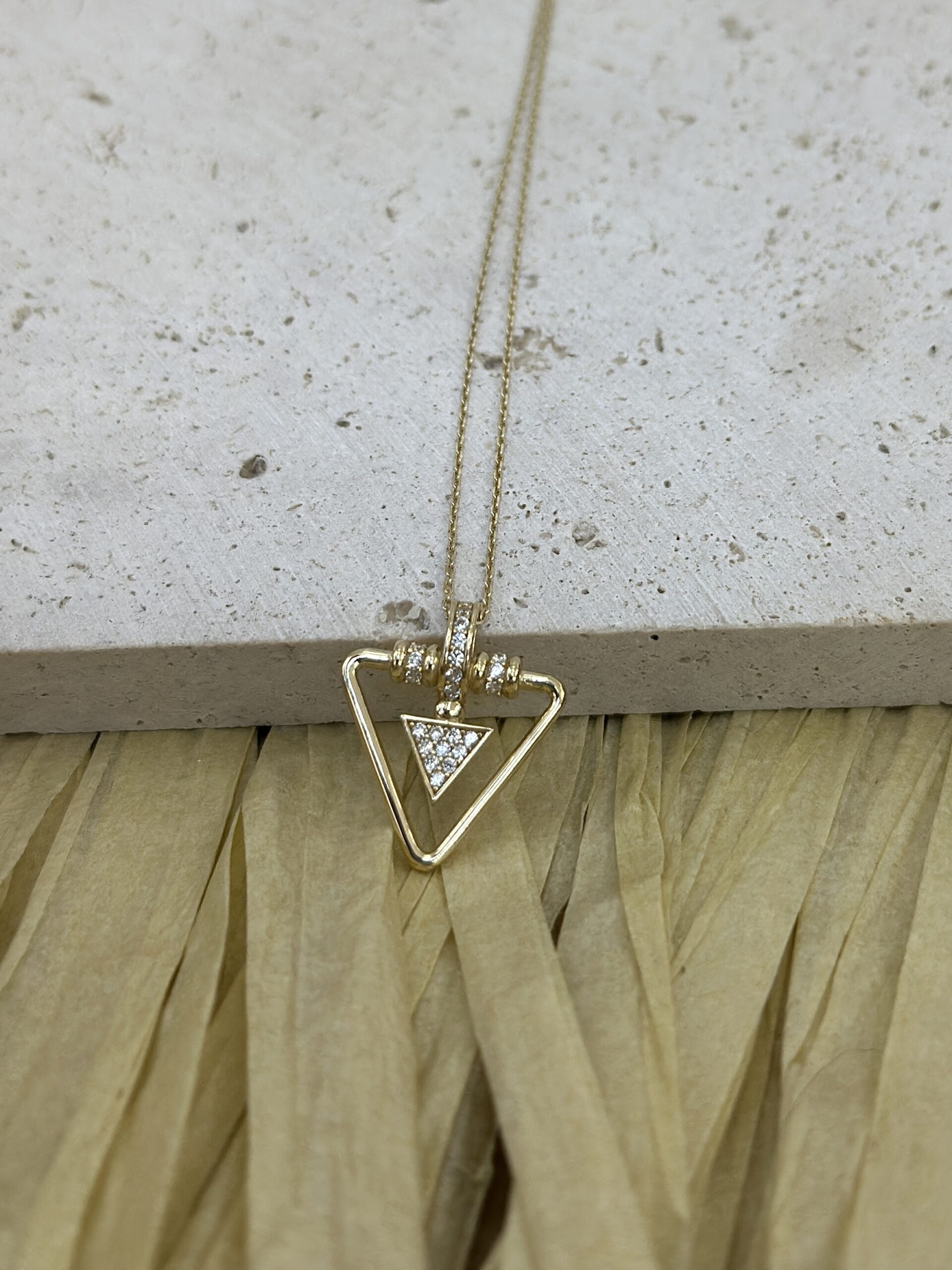 Dreieck Anhänger - Kette mit Anhänger - 585er Gold - Juwelier Di-EL