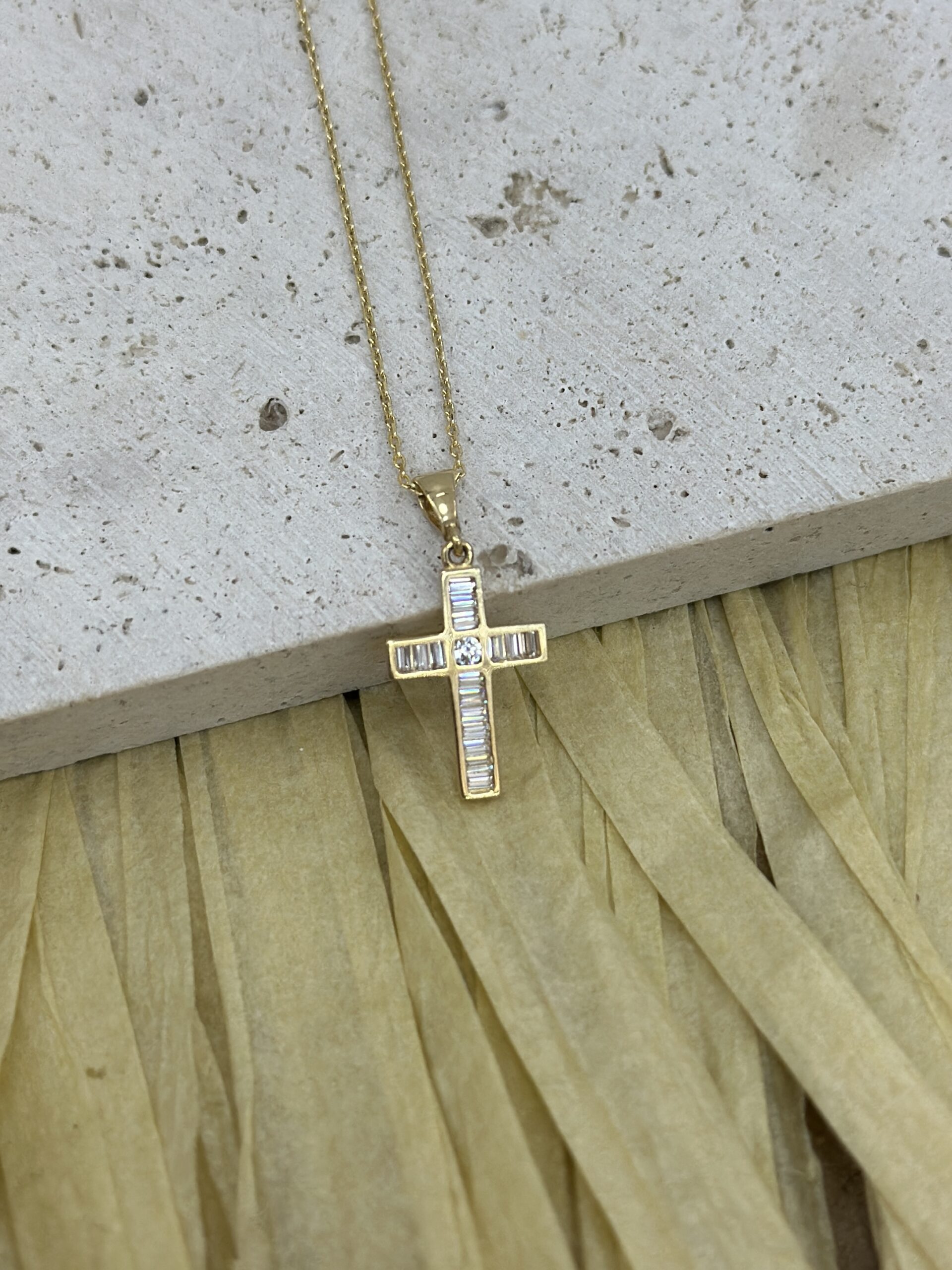 Baguette Kreuz- Kette mit Anhänger - 585er Gold - Juwelier Di-EL
