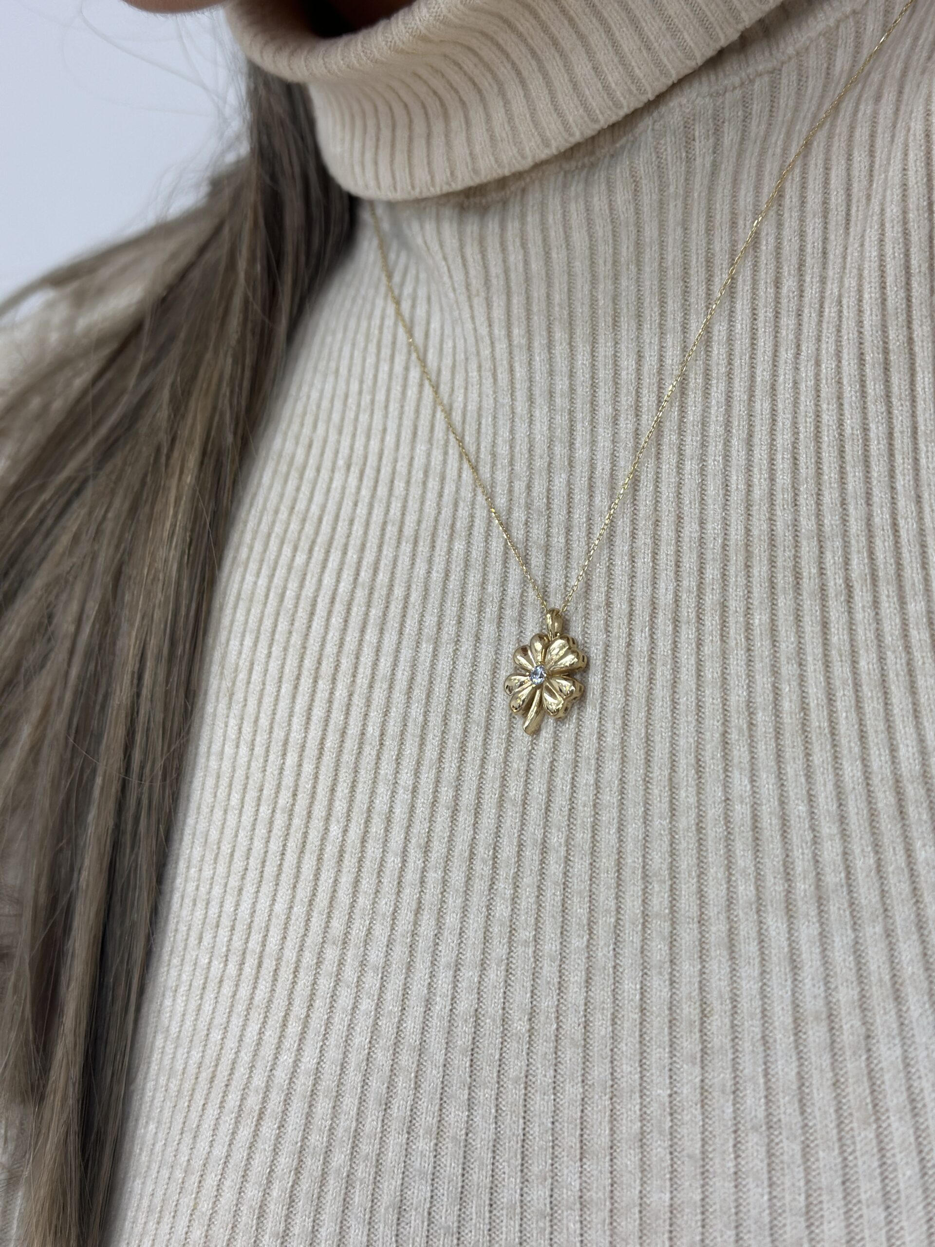 Kleeblatt Medium - Kette mit Anhänger - 585er Gold - Juwelier Di-EL – Bild 2